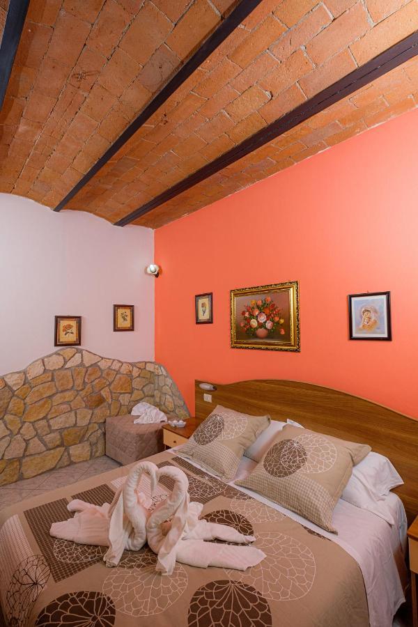 Agriturismo La Fata Grosseto Exterior foto